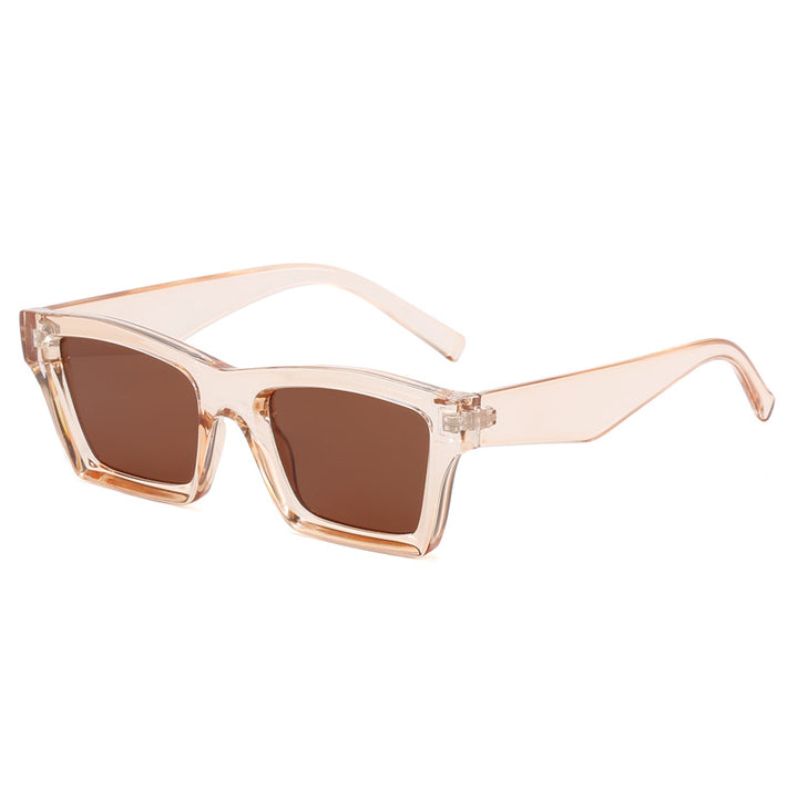 Ladies Trendy Sunglasses with Wide Frame Bowlift