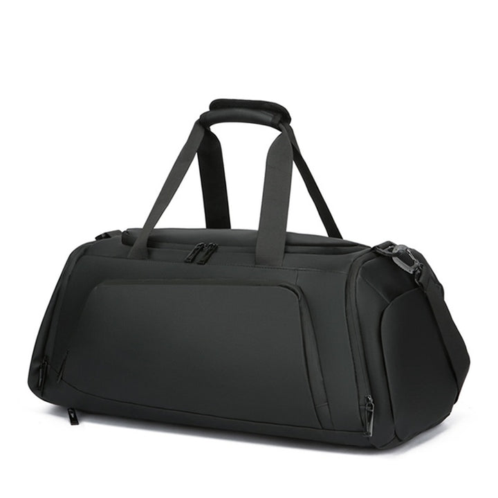 Sporty travel bag with water-repellent design and spacious interior Bowlift