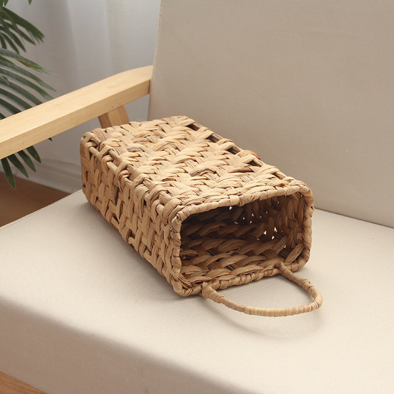 Handwoven flower basket Bowlift