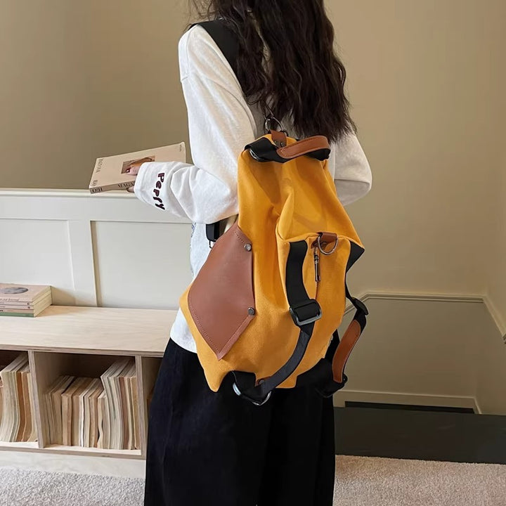 Functional Outdoor Weekend Duffel Bag