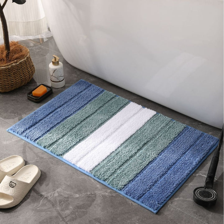 Cozy Textured Bath Mat Bowlift