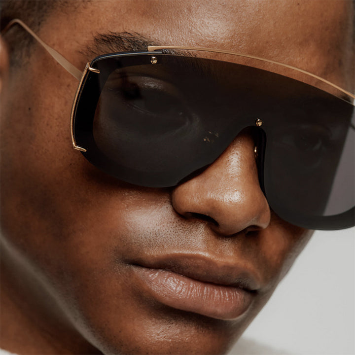 Women's masculine sunglasses with fashionable gradients and golden details Bowlift