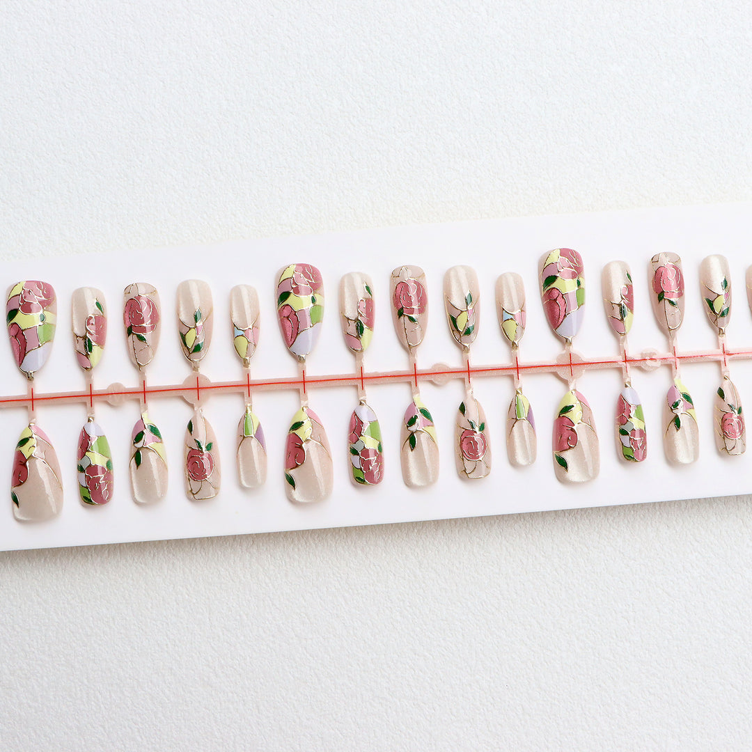 Floral Themed Press-On Nail Art Set Bowlift