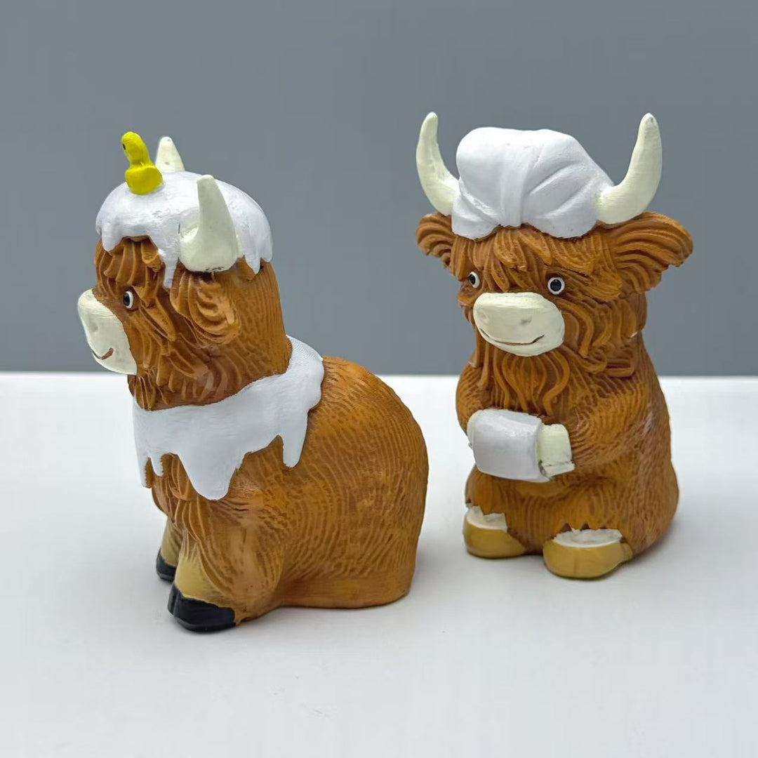 Funny Highland Cattle Figurine Bowlift