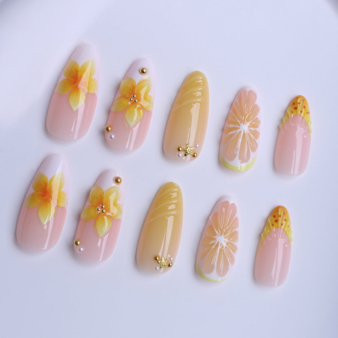 Artificial nails with playful fruit design Bowlift