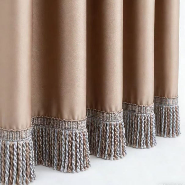 Noble curtain with fringe trim Bowlift