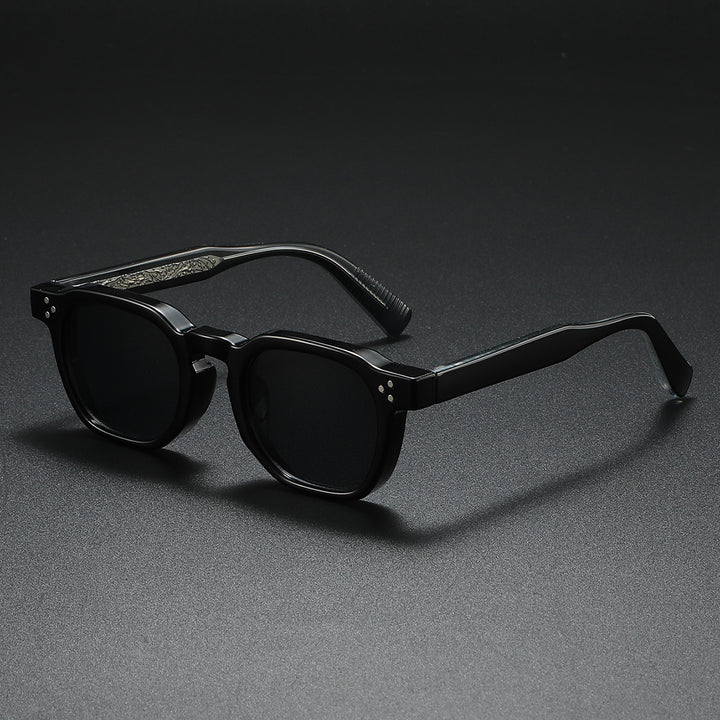 Ladies fashionable sunglasses in innovative design Bowlift