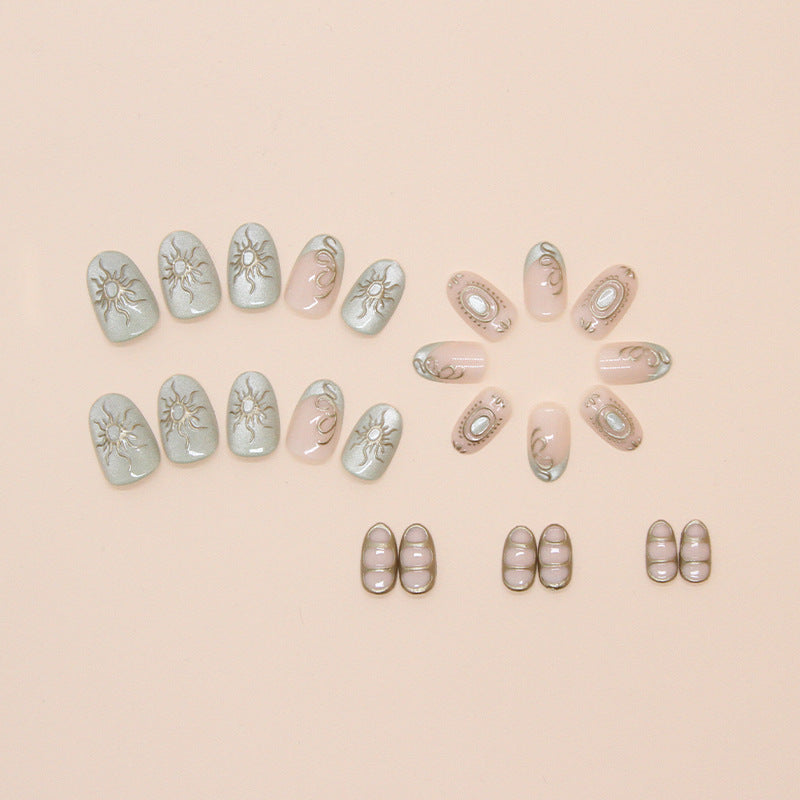 Artistic Sun-Embellished Press-On Nail Tips Bowlift