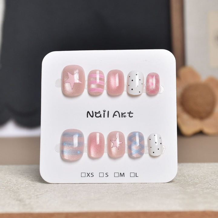 Artistic Star-Embellished Press-On Nail Set Bowlift