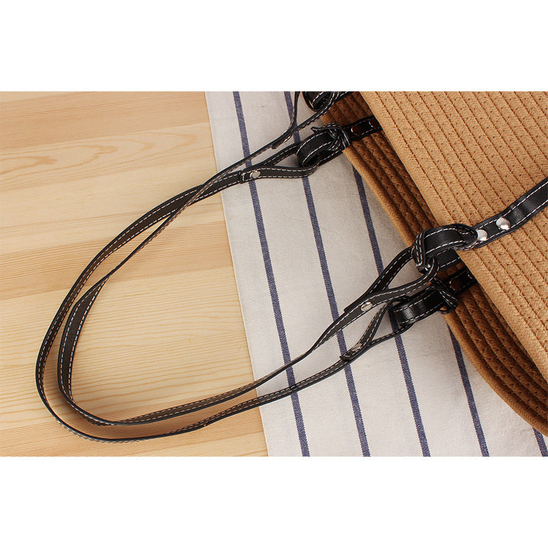 Elegant Beach Bag Made of Woven Natural Material with Stylish Leather Accents Bowlift