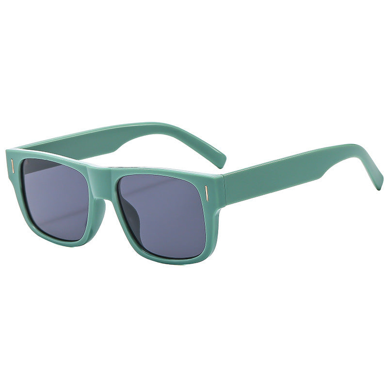Women's sunglasses in a modern square design Bowlift