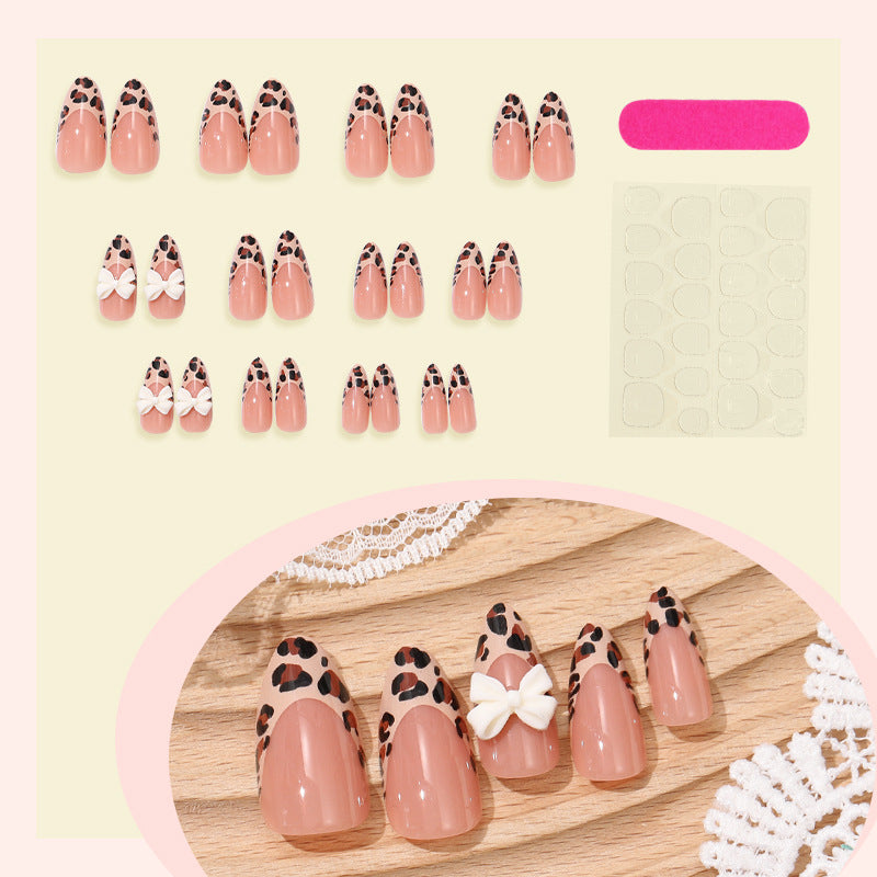 Elegant Animal Print Press-On Nail Set Bowlift
