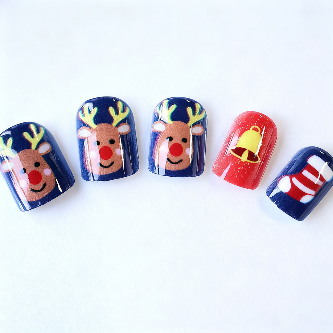 Festive artificial nails with Christmas motifs Bowlift
