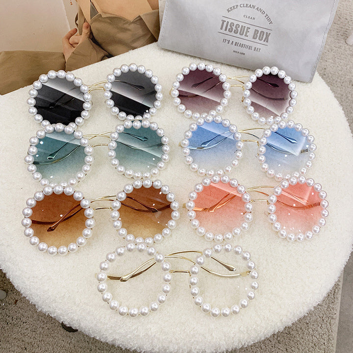 Women elegant oversized sunglasses with stylish transparent frame Bowlift