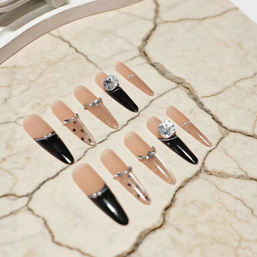 Artistic Rhinestone-Embellished Stiletto Press-On Nail Art Bowlift