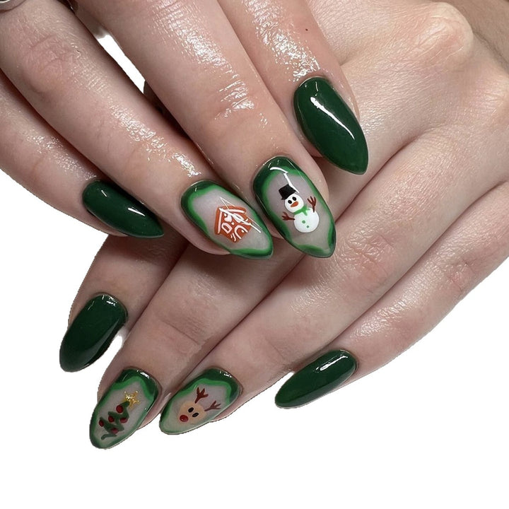 Creative nail set with festive Christmas motifs and shine Bowlift