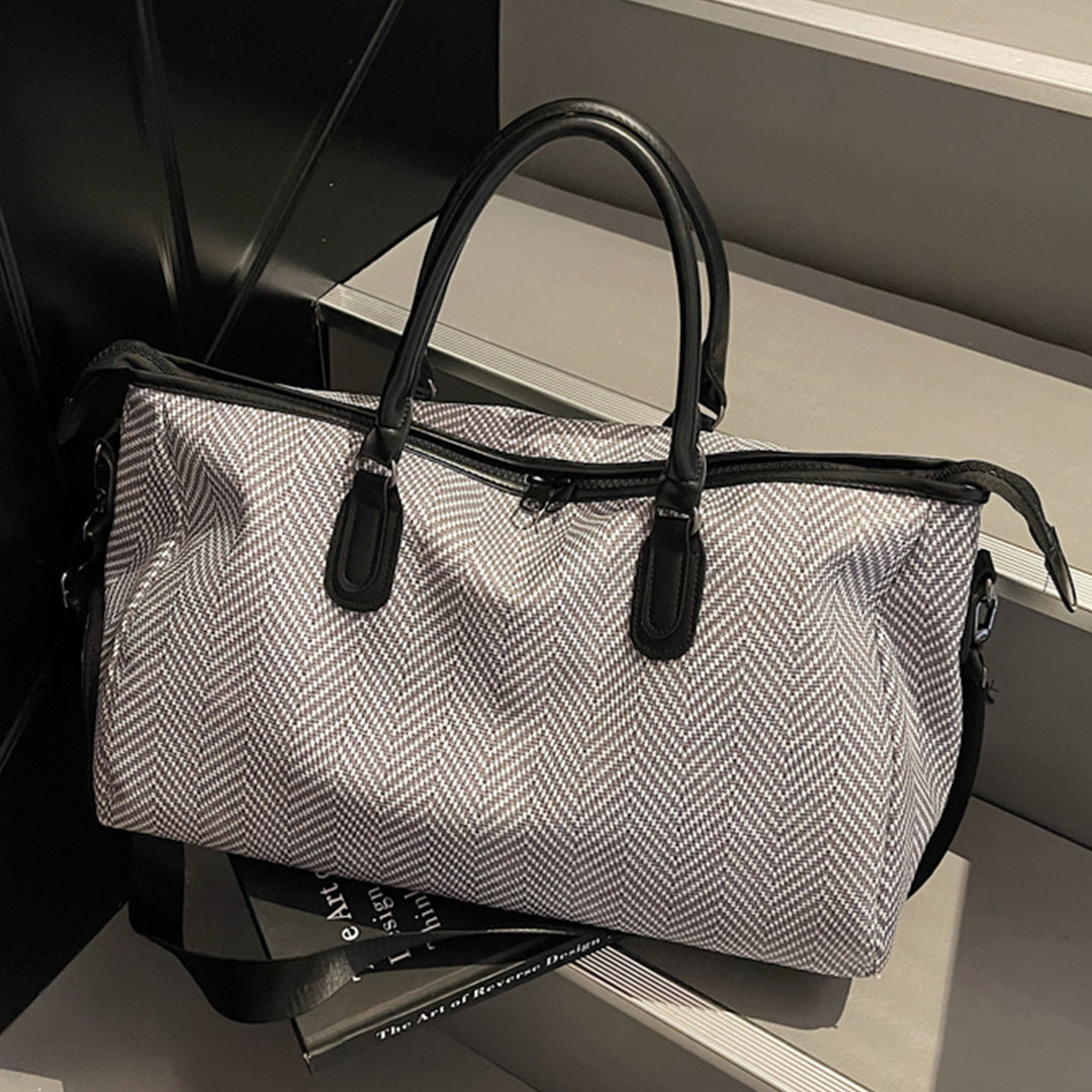 Elegant Travel Bag with Innovative Compartment Design Bowlift