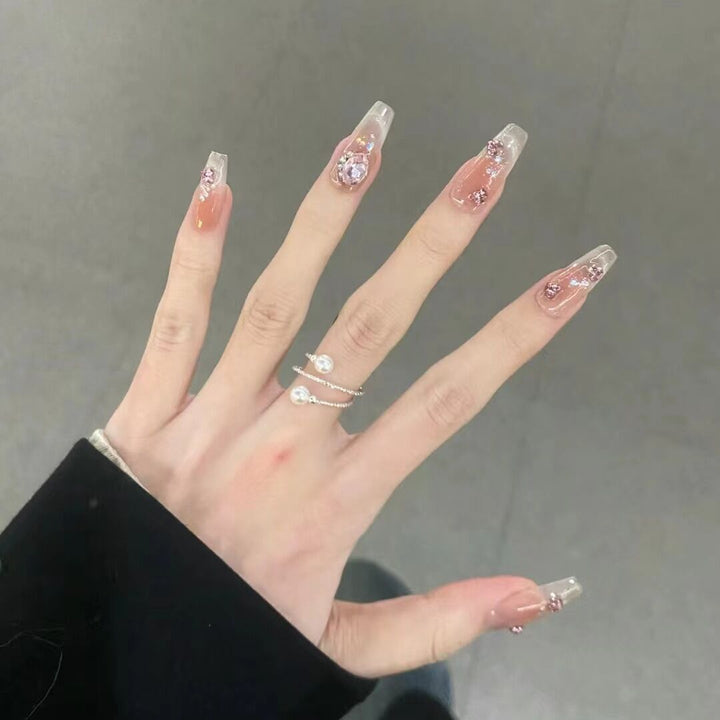 Artistic Floral-Embellished Press-On Nail Art Bowlift