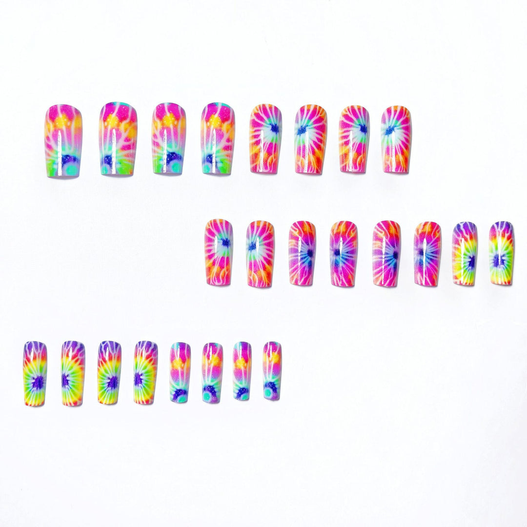 Creative Nail Art In Psychedelic Design Bowlift