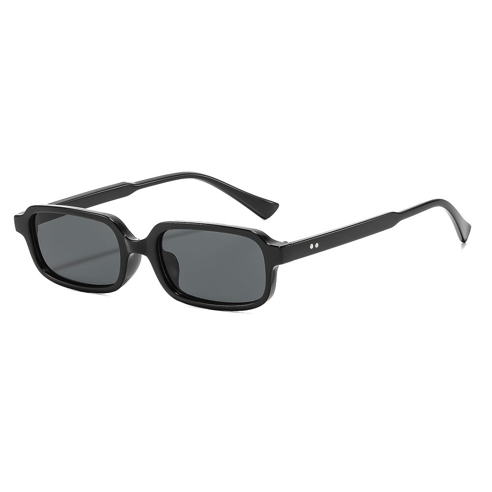 Vintage-Inspired Angular Sunglasses Bowlift