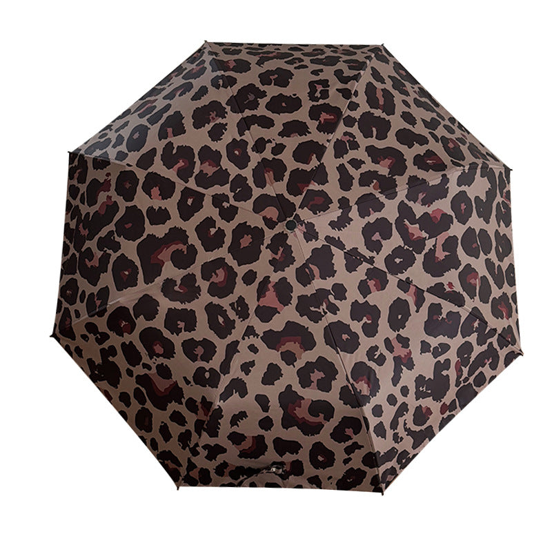 Women's Foldable Umbrella in Modern Leopard Pattern Bowlift