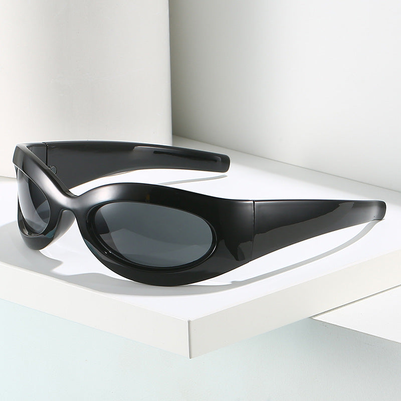 Ladies trendy sports sunglasses with aerodynamic design Bowlift