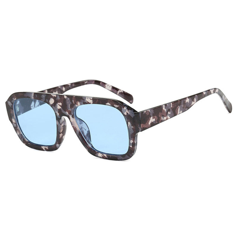 Women's fashionable sunglasses with a sturdy frame and wide lenses Bowlift