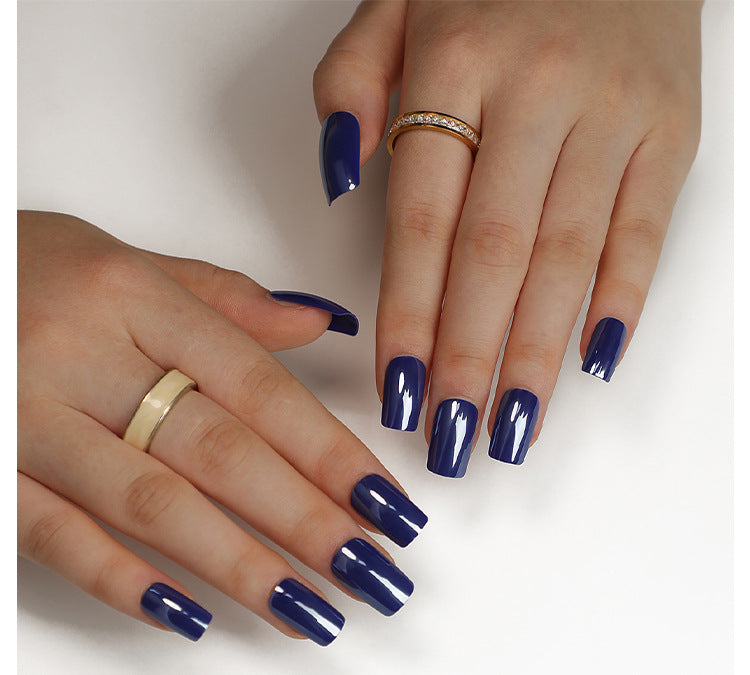 Glossy artificial nails with elegant manicure Bowlift