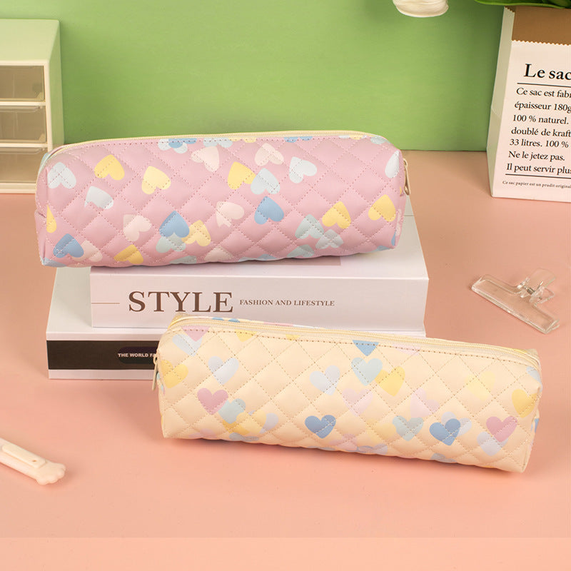 Quilted Heart Pattern Pencil Case Bowlift