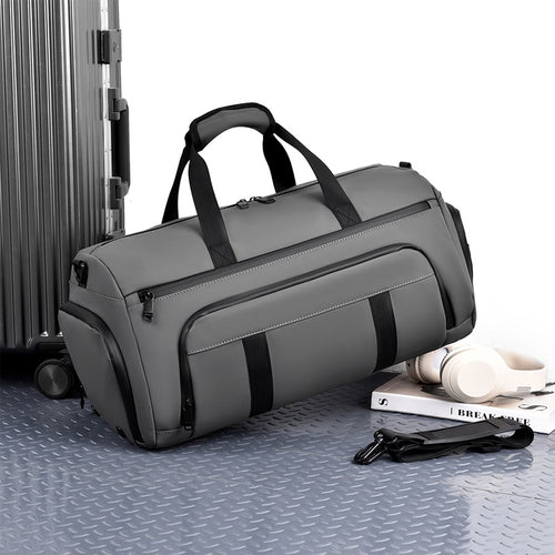 Sports bag with separate shoe compartment and plenty of storage space Bowlift