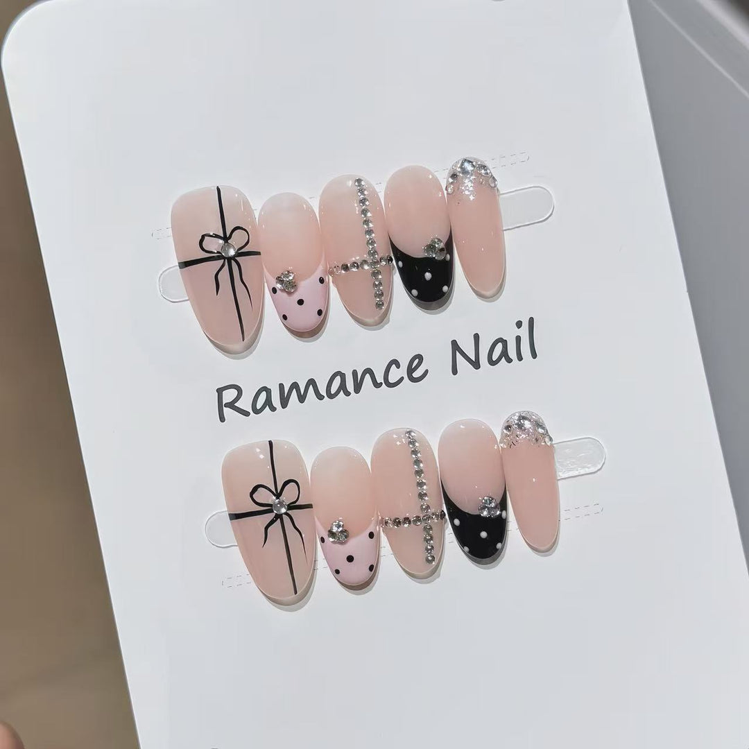 Decorative Press-On Nails Bowlift