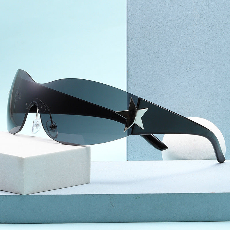 Women’s sporty fashion sunglasses with protective UV protection Bowlift