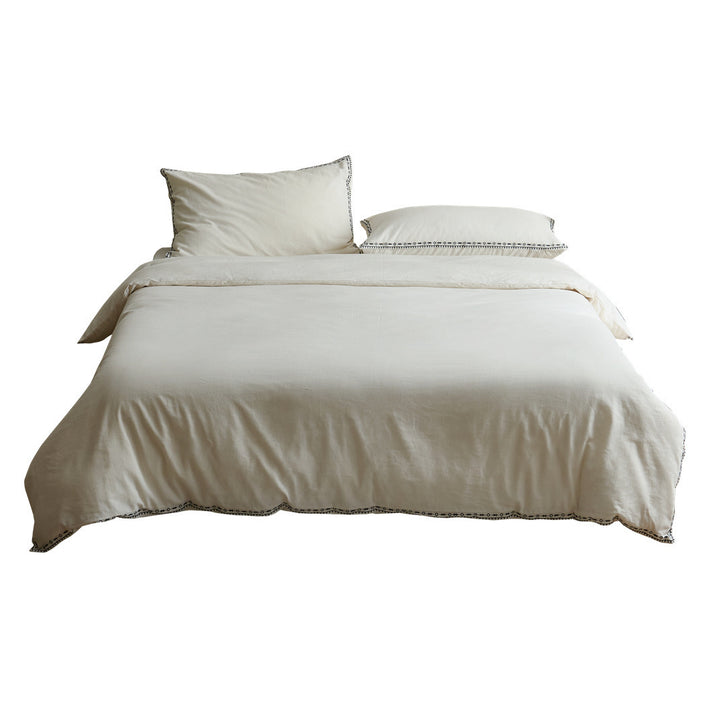 Bedding set made of organic cotton-linen with fine border embroidery