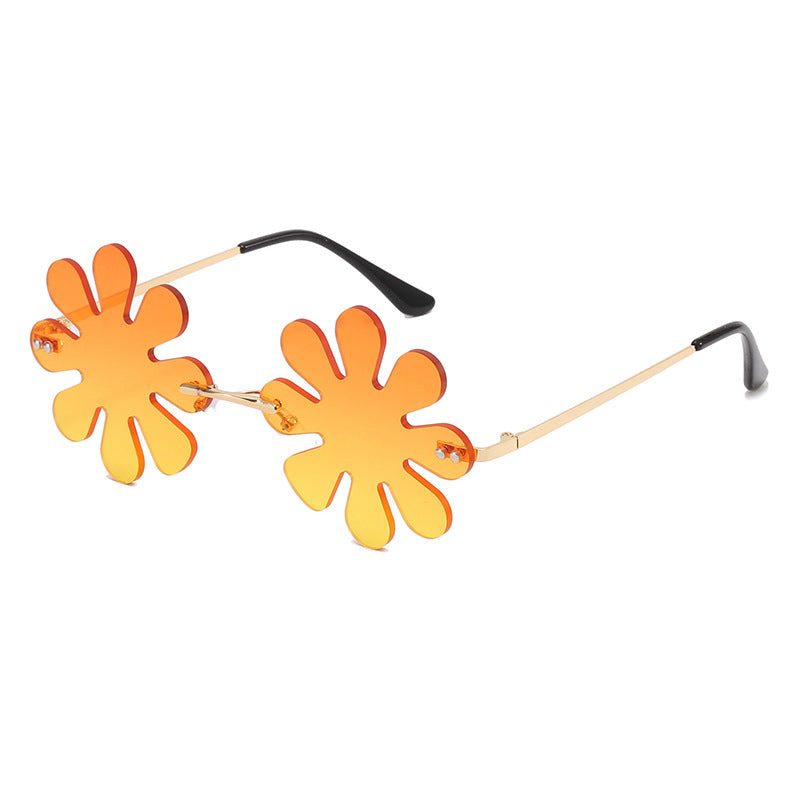 Women Playful Flower Sunglasses with Stylish Metal Frame Bowlift