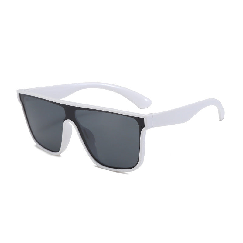 Women's sporty sunglasses with wide frame and polarized lenses Bowlift