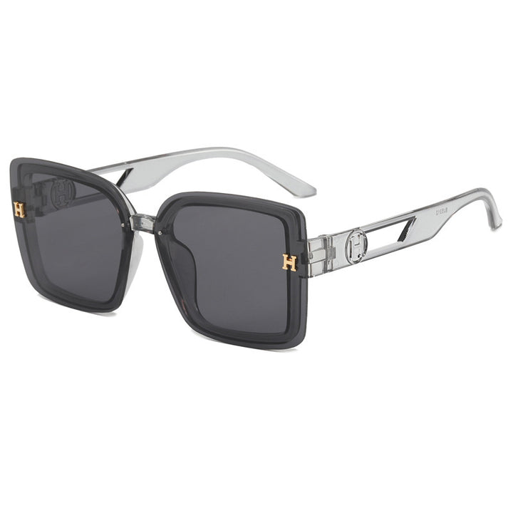 Women modern square sunglasses with elegant design Bowlift