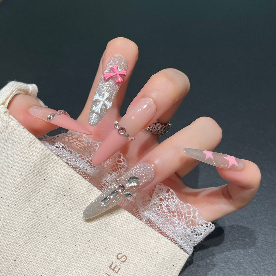 Luxury Themed Press-On Nail Designs Bowlift