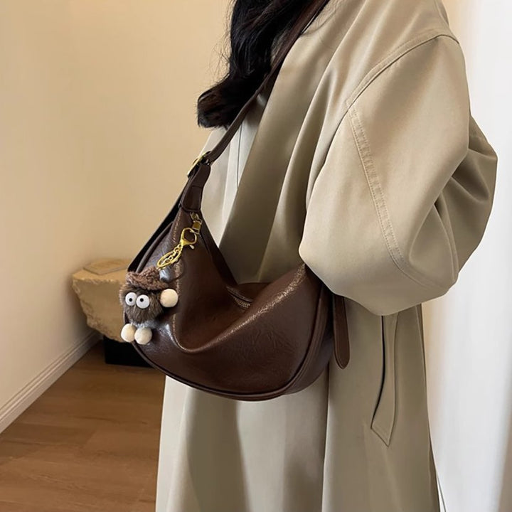 Sleek Crossbody Handbag Bowlift