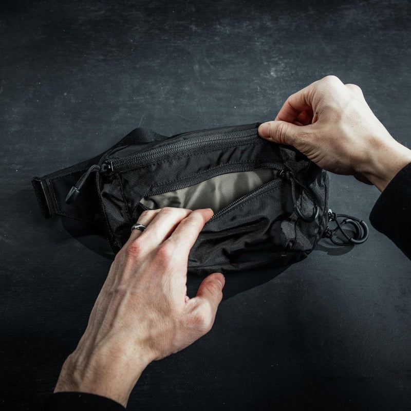 Practical shoulder bag with multiple compartments Bowlift
