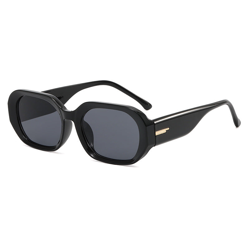 Women’s fashionable geometric sunglasses with robust design Bowlift