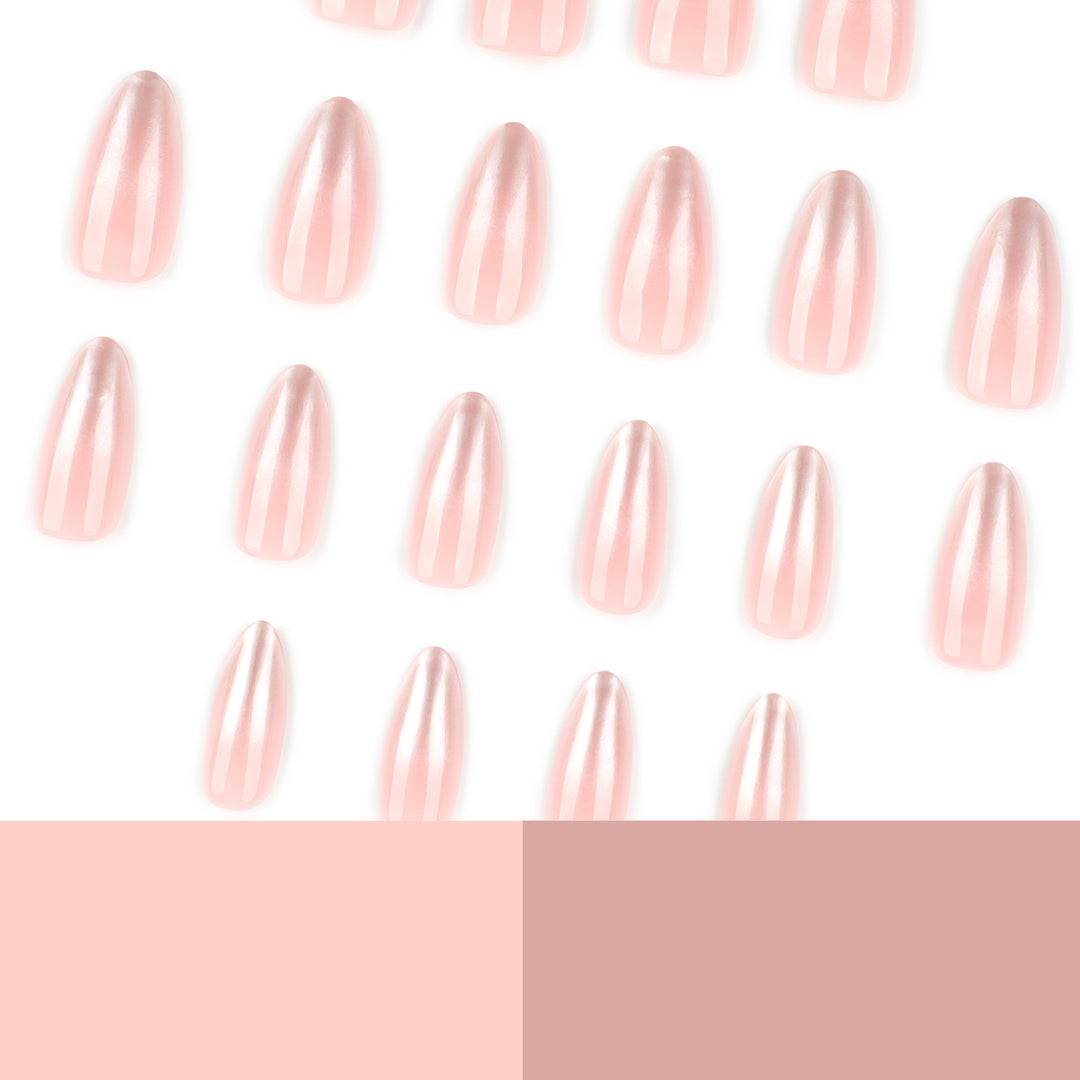 Exquisite Nail Extensions with Elegant Gradient and Glossy Tips Bowlift
