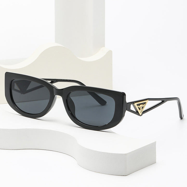 Women's Designer Sunglasses with Elegant Frame Accents Bowlift
