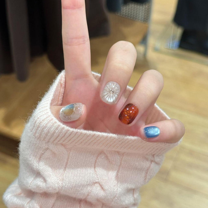 Artificial Artificial Nails with Sparkling Effects Bowlift