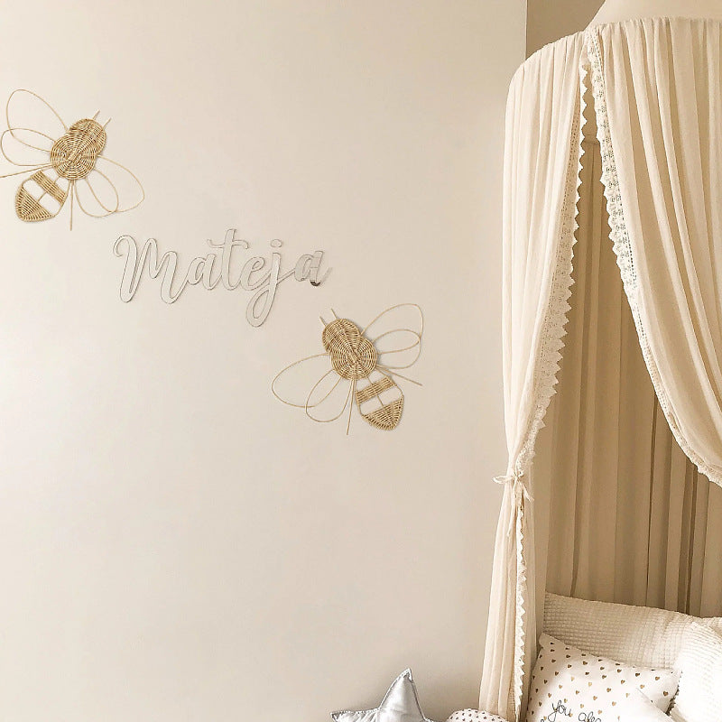 Decorative wall hanging in bee design Bowlift