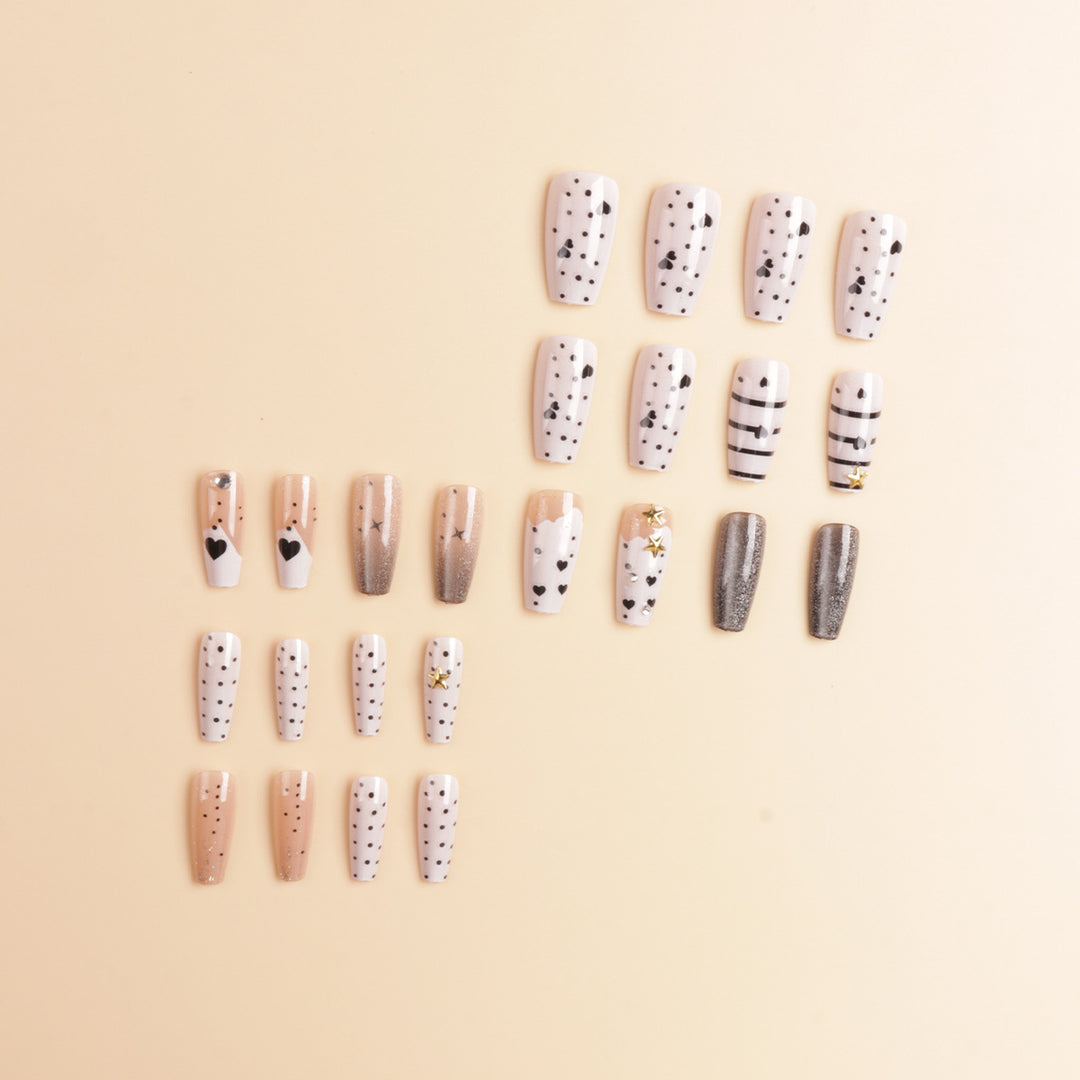 Rhinestone-Embellished Press-On Nail Set Bowlift