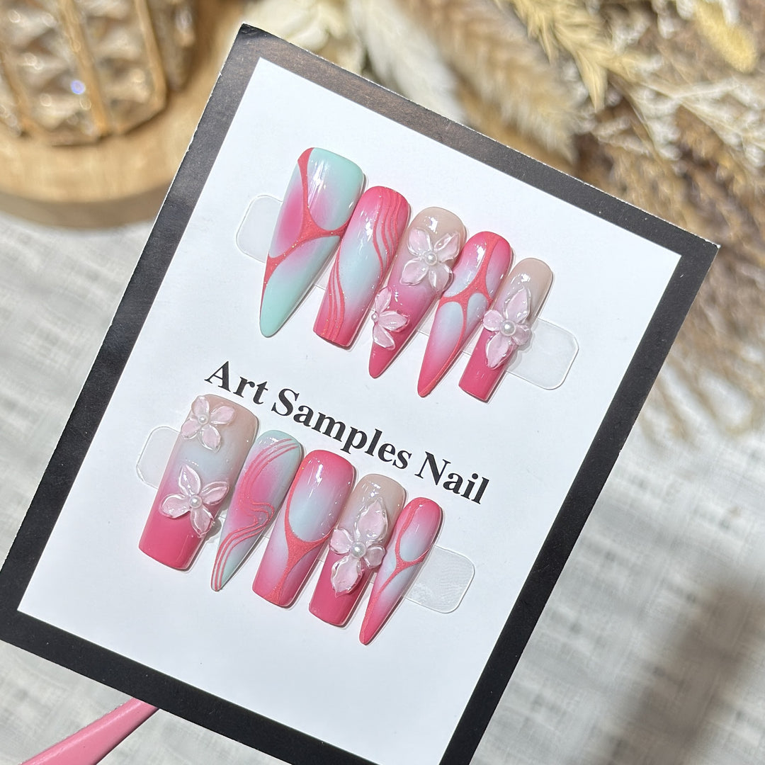 Decorative Stiletto Press-On Nails with Floral Designs Bowlift