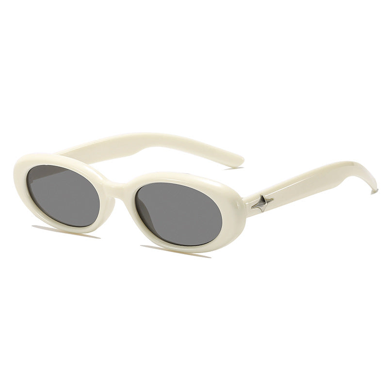 Retro-Inspired Oval Sunglasses Bowlift