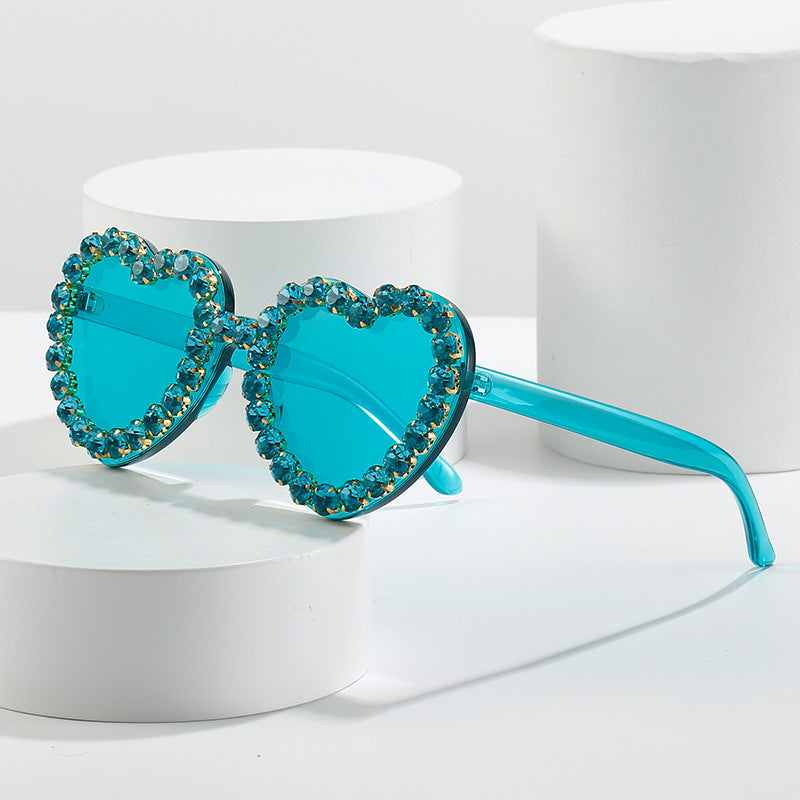 Heart-Shaped Glamorous Sunglasses Bowlift