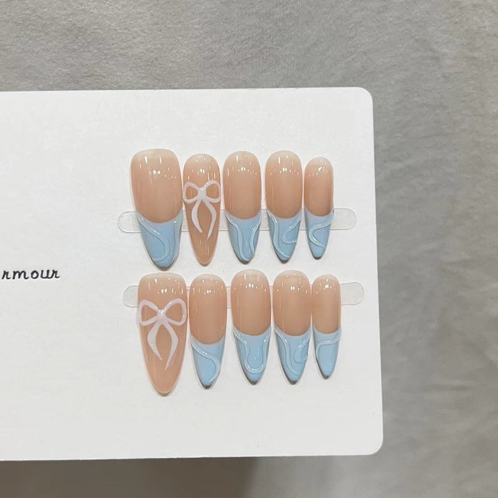 Decorative Press-On Nail Art Set with Charming Ribbon Design Bowlift