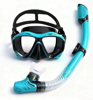 Swimming mask with visibility and comfort optimization Bowlift